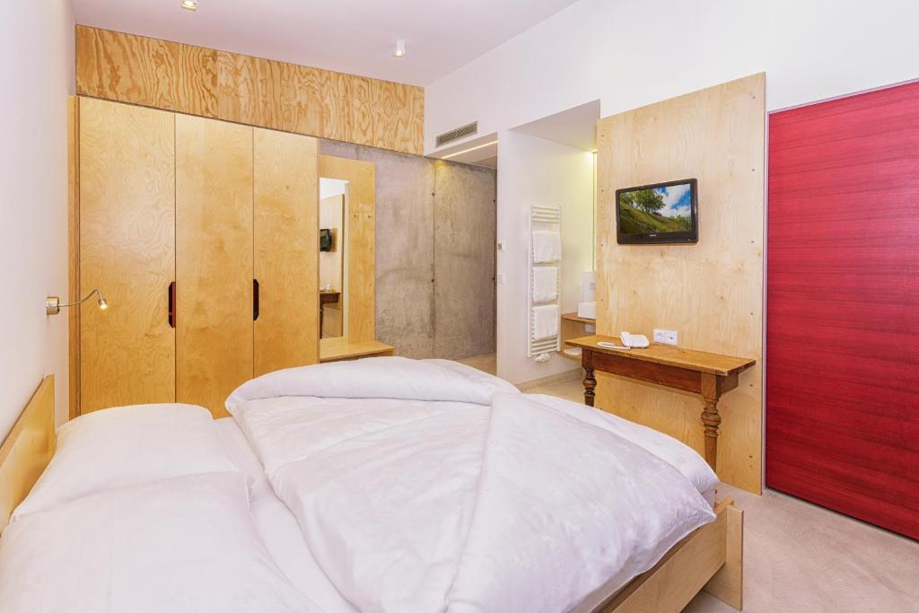 Kleinkunsthotel Naturns Rum bild
